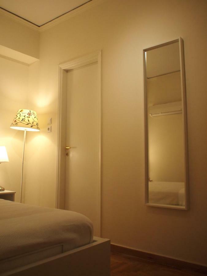 Charming Studio Posh Quartier Афіни Екстер'єр фото