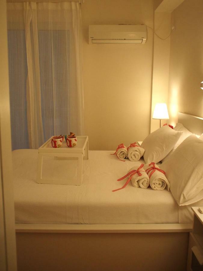 Charming Studio Posh Quartier Афіни Екстер'єр фото